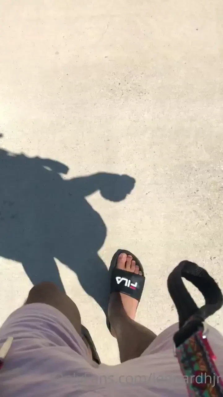 Pt 2 i want my toes sucked 