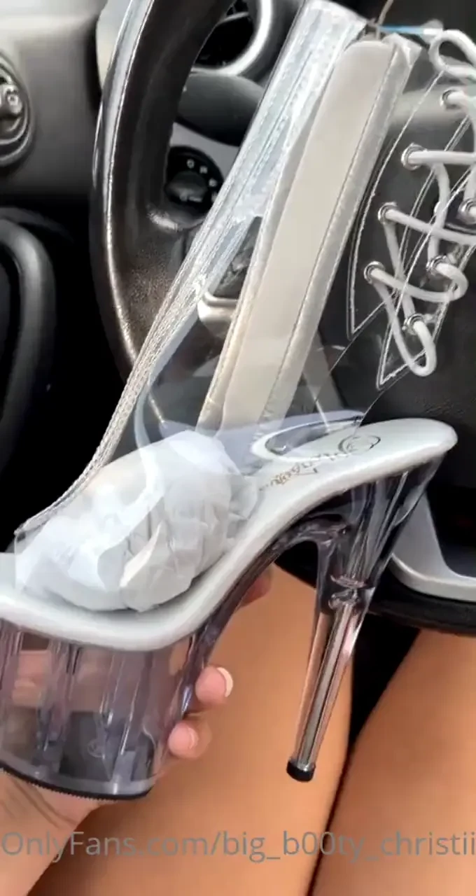 Got some new heels anybody into feet 