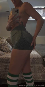 Should i post me working out doing yoga for yall