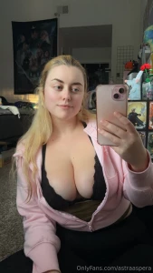 Got back from the gym and was feeling cute part 2