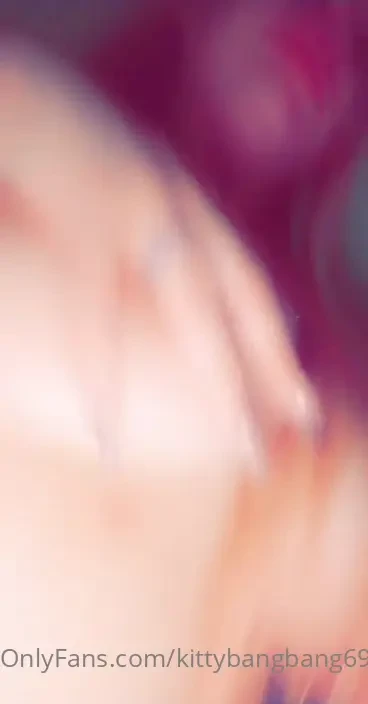 Tip me let me surprise you in ur dm zaddy 