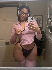 Getting new nails what color should use that looks good on my big