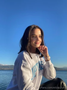 The depraved babe linda_pureee ran away from sch ol and is ready to part 91