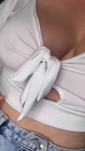 Help me tie my new top