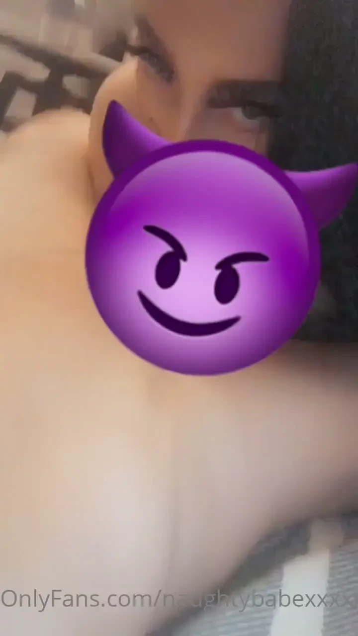 Sub to my paid page https onlyfans com naughtybabexxx for full 