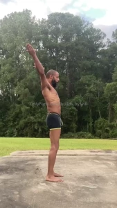 Shoulder mobility i been having minor pains in my shoulders whether or