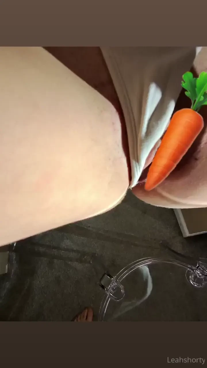 Covered in cum video coming tonight 