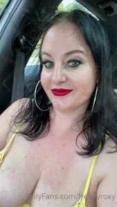You guys like my yellow dress like this post if you like it and wanna
