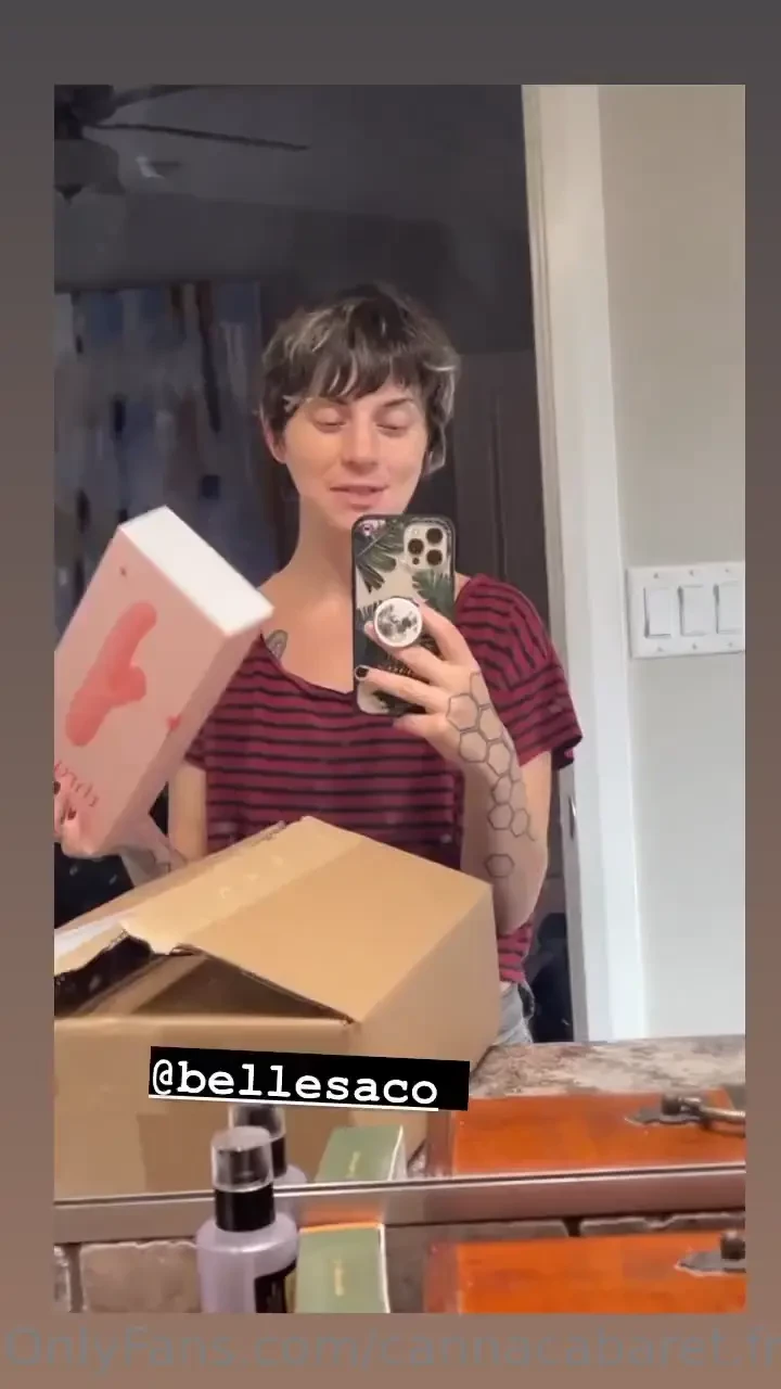 Who s buying a video with my new toy 