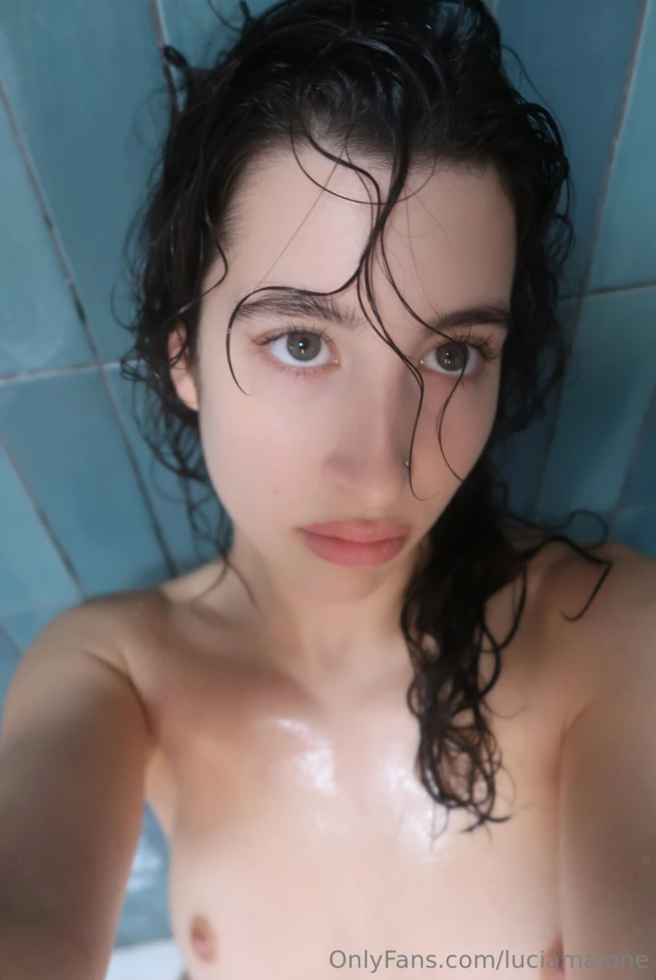 Baby i m sooo wet right now you wanna help me out 