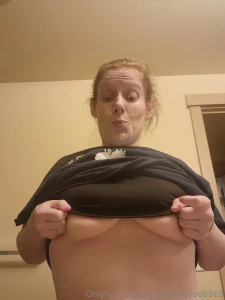 Farmer tee and titties