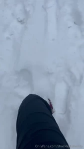 Snow day vlog do you guys like coming along with me finding locations