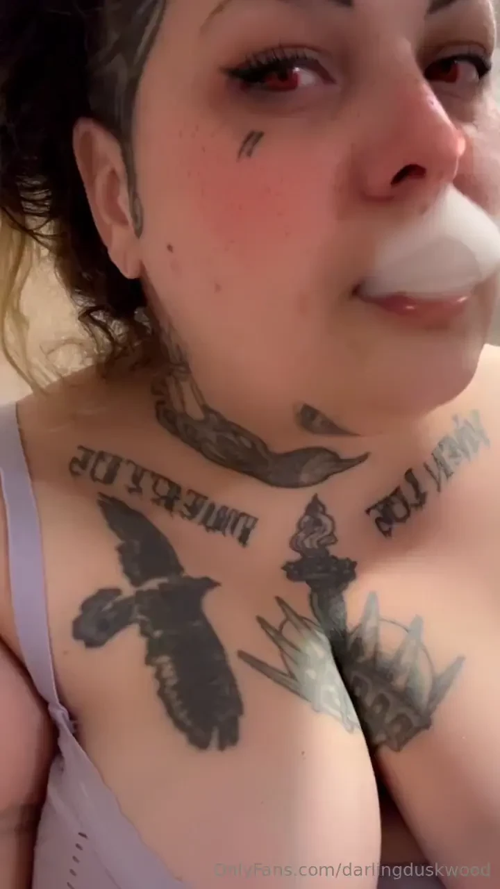 Wake and bake sesh in my new soft purple pjs who wants to chat and 