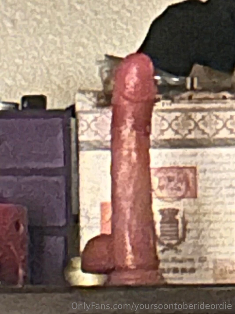 Working on new content loves stay tuned dm for one-one time 