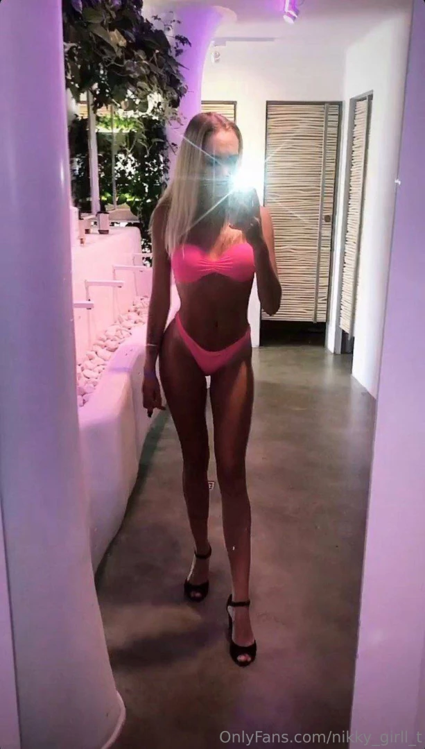 Come here and enjoy her evelynamoris beautiful body evelynamoris she part 286 