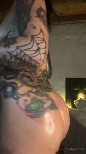 Hey lovers i m full oil would be great have a nice fuck you would fuck