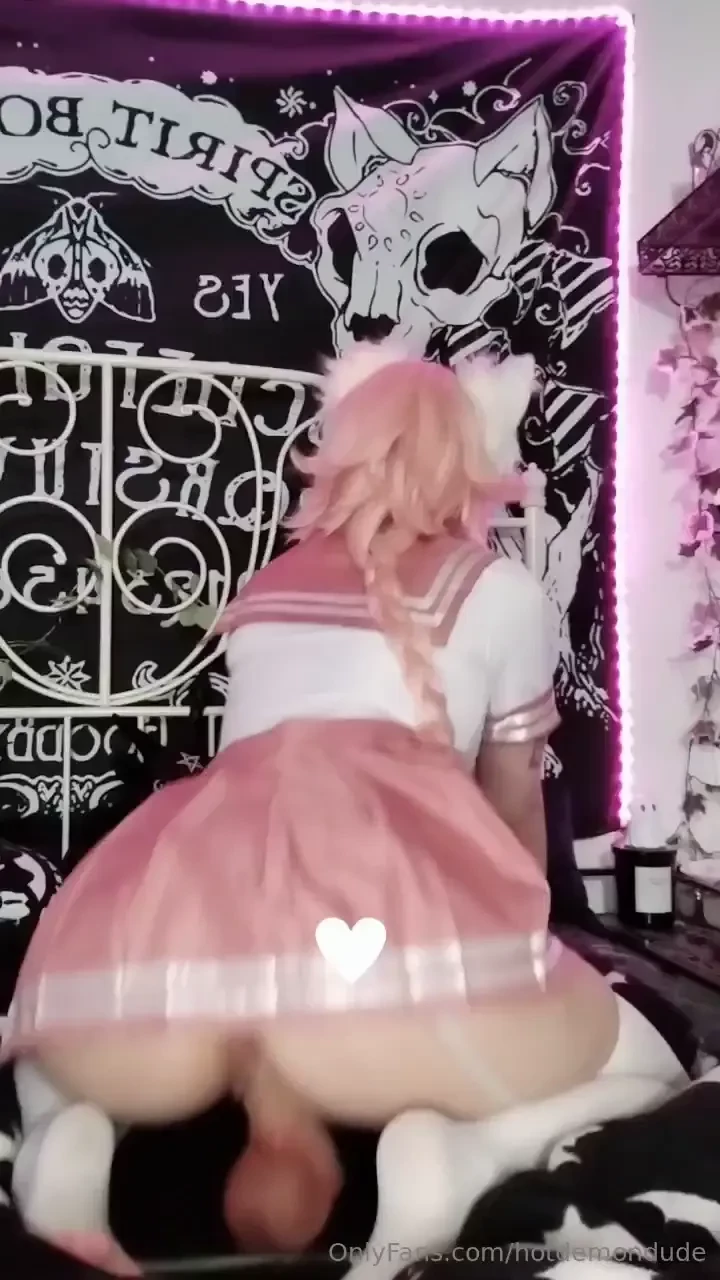 Enjoy a little video from my catboy astolfo shooting part 2 