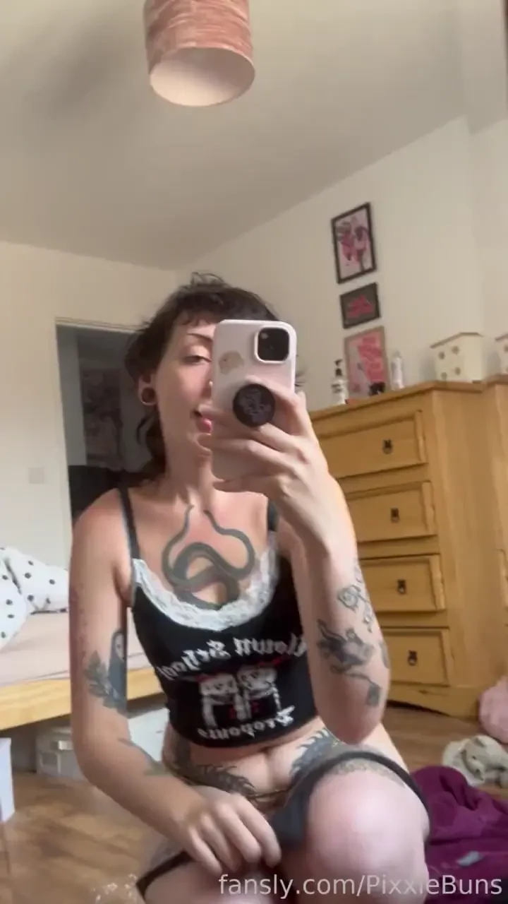 I ll let you throw me around i ll be the best fuck toy you ve ever had 