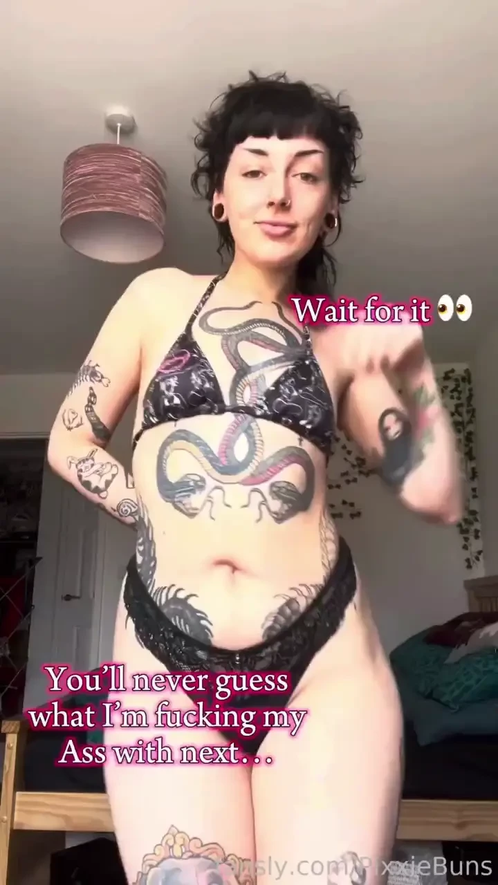 Yep i m becoming an anal slut how much do you think will fit anal 