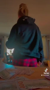 Diamonds dancinnn flooded