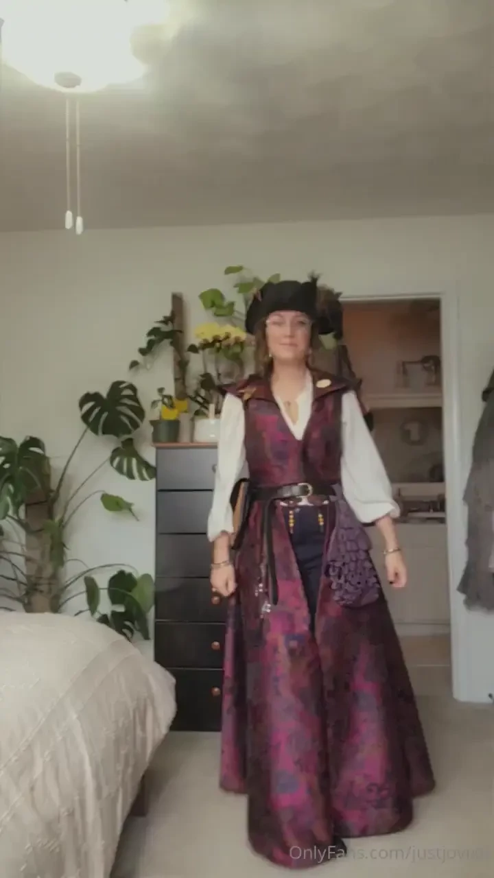 Some saturday titties and also my not sexy but super awesome pirate 