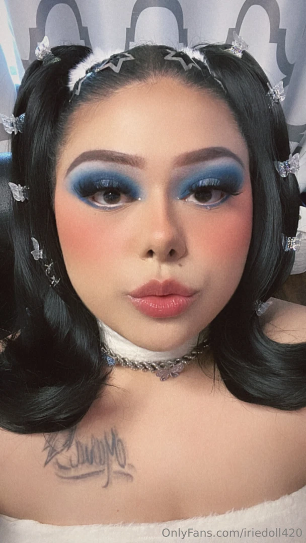 Add me on my main iriedoll lets chat part 1 