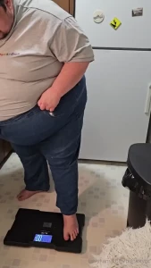 We have my starting weight for 2025 581 6 pounds my new goal for 2025
