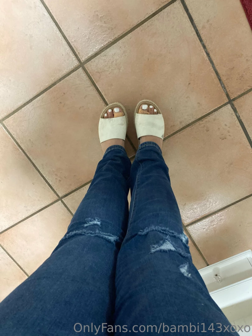 I m back from my vacay not the one with my friend will be replying 