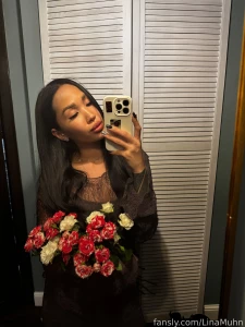 I found this bouquet under my door there was also a note nice ass your