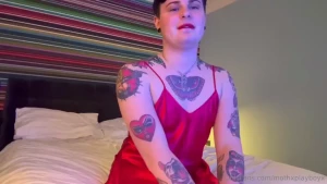 Satin amp spunk i cummed all over myself