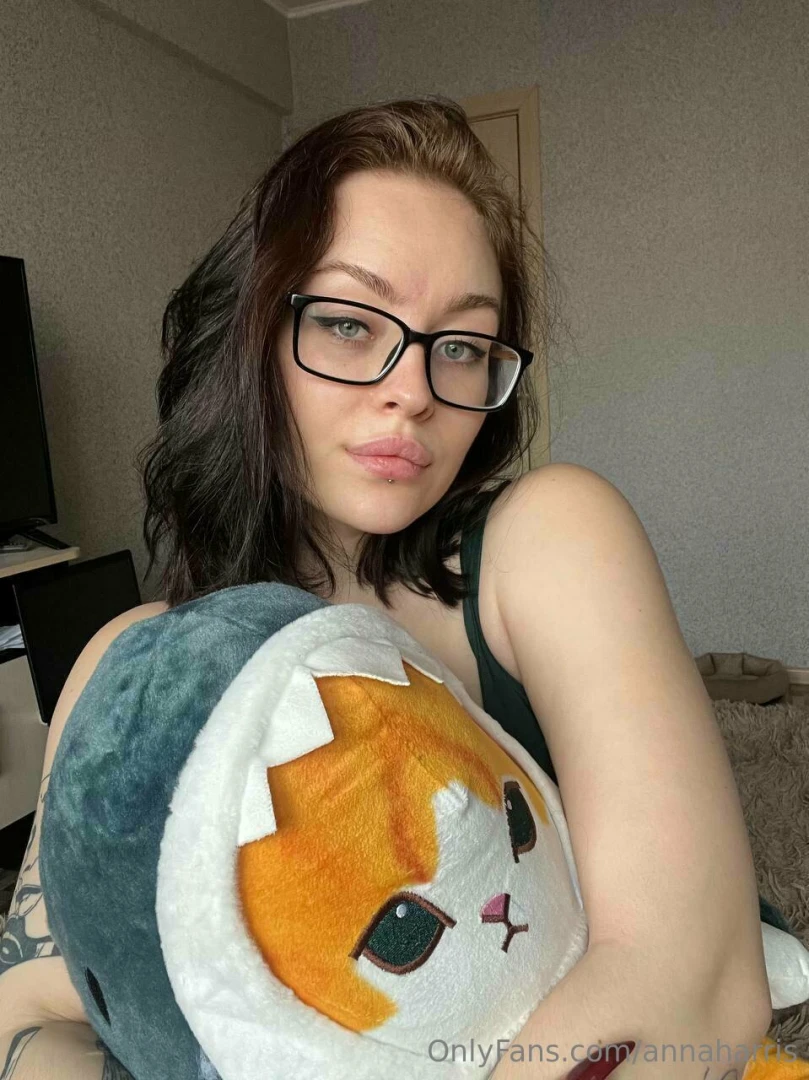 Do you like my fluffy toy 