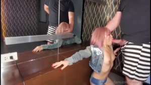 Hey guys fun video of here in my botty jeans and a jean jacket just