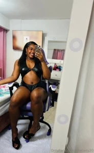 Latina virtual girlfriend