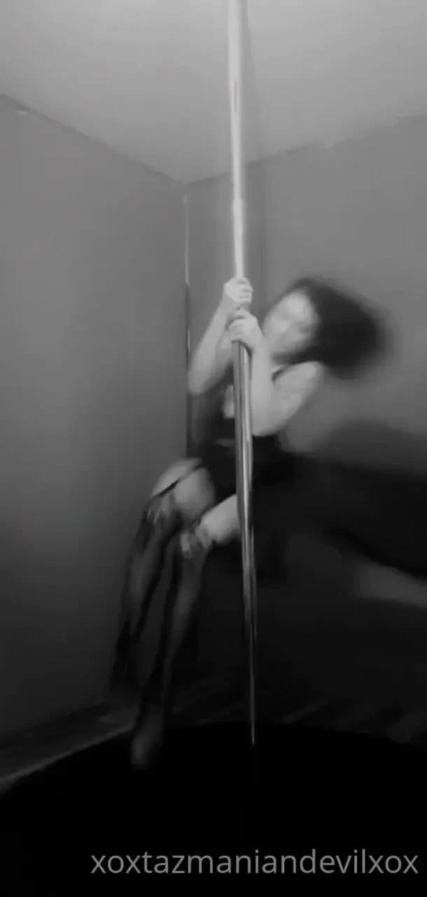 Posting nudes -- does it matter if it s free -- in a way yes dont dont 