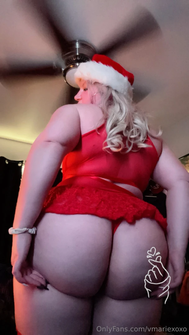 Somebody request some fruit cake 