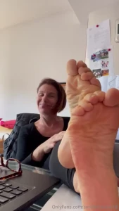 Buongiorno grandissima testa di cazzo good morning you big dickhead