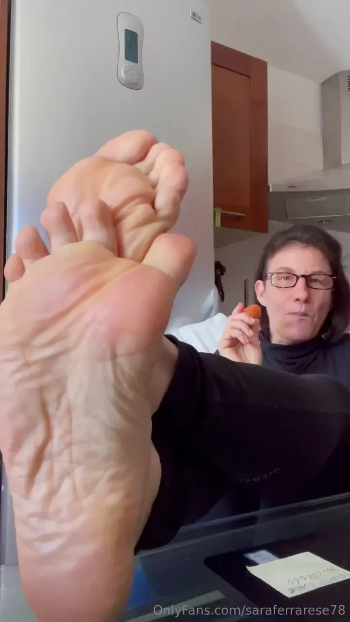 Buon pranzo mio umile suddito have a nice lunch my humble subject 