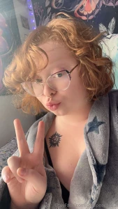 Doing my best to remind myself i m a bad b tch even though i m a sad b