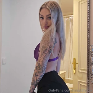 Active come subscribe to my paid channel and see what your missing