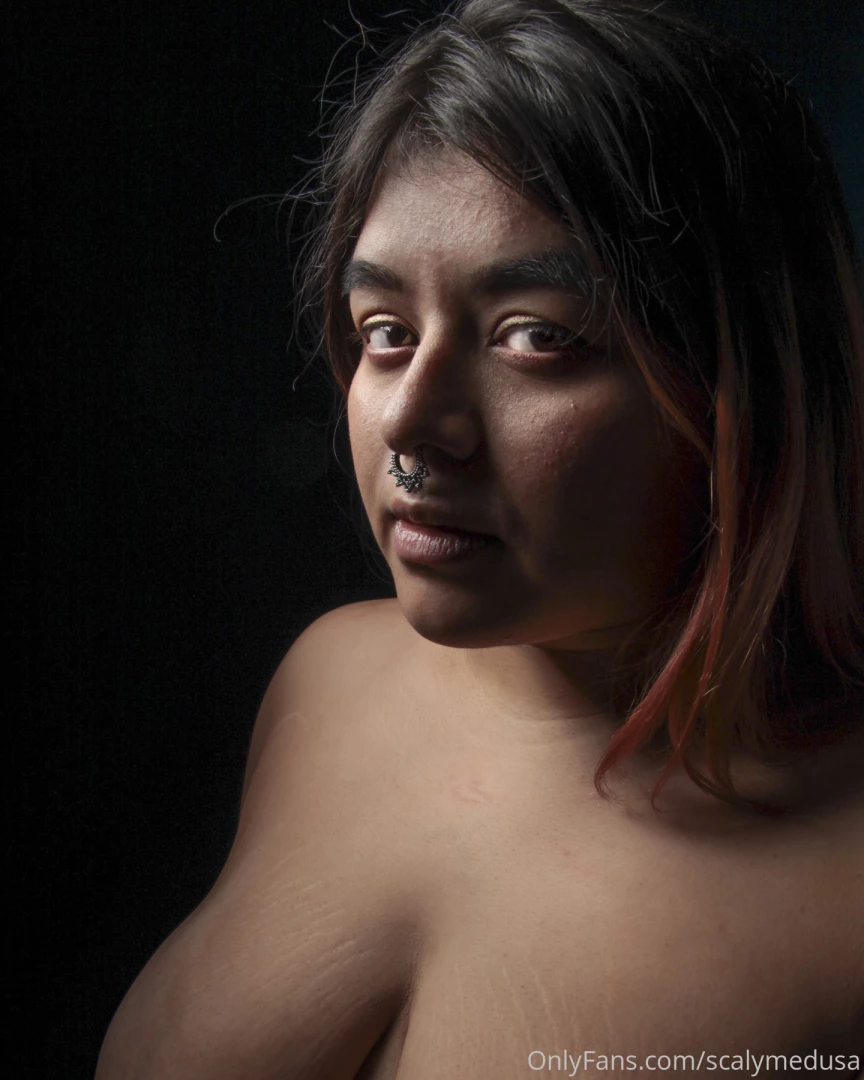 First half of my photoset with curvedlight submit to your goddess part 9 