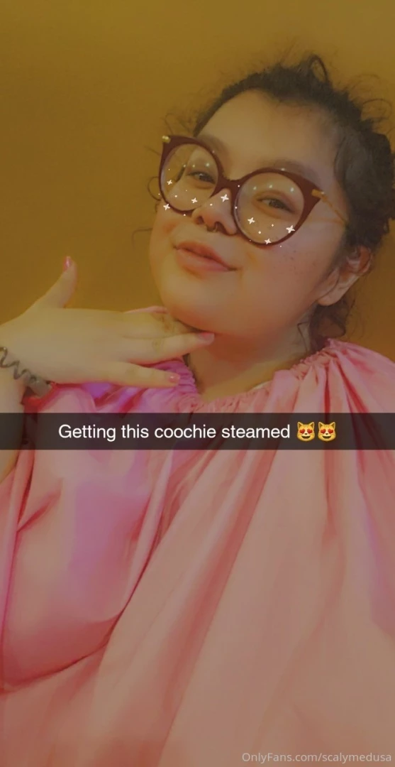 Girl s weekend at a cute korean bathhouse getting my coochie steamed 