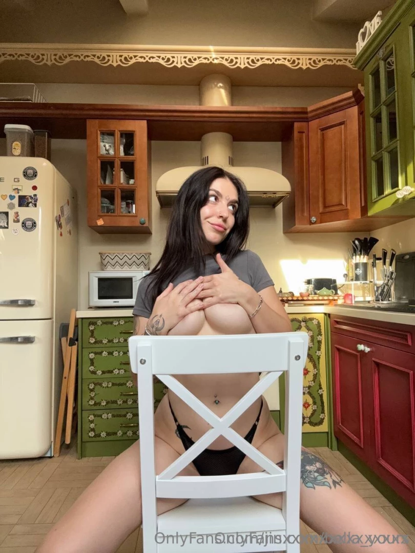 Step into her world jinxxxxxxxxxxxxxx is calling she s not here to part 32 