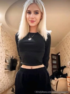 Crazy nympho kittykissesss is wet right now she tired of dildo and part 222