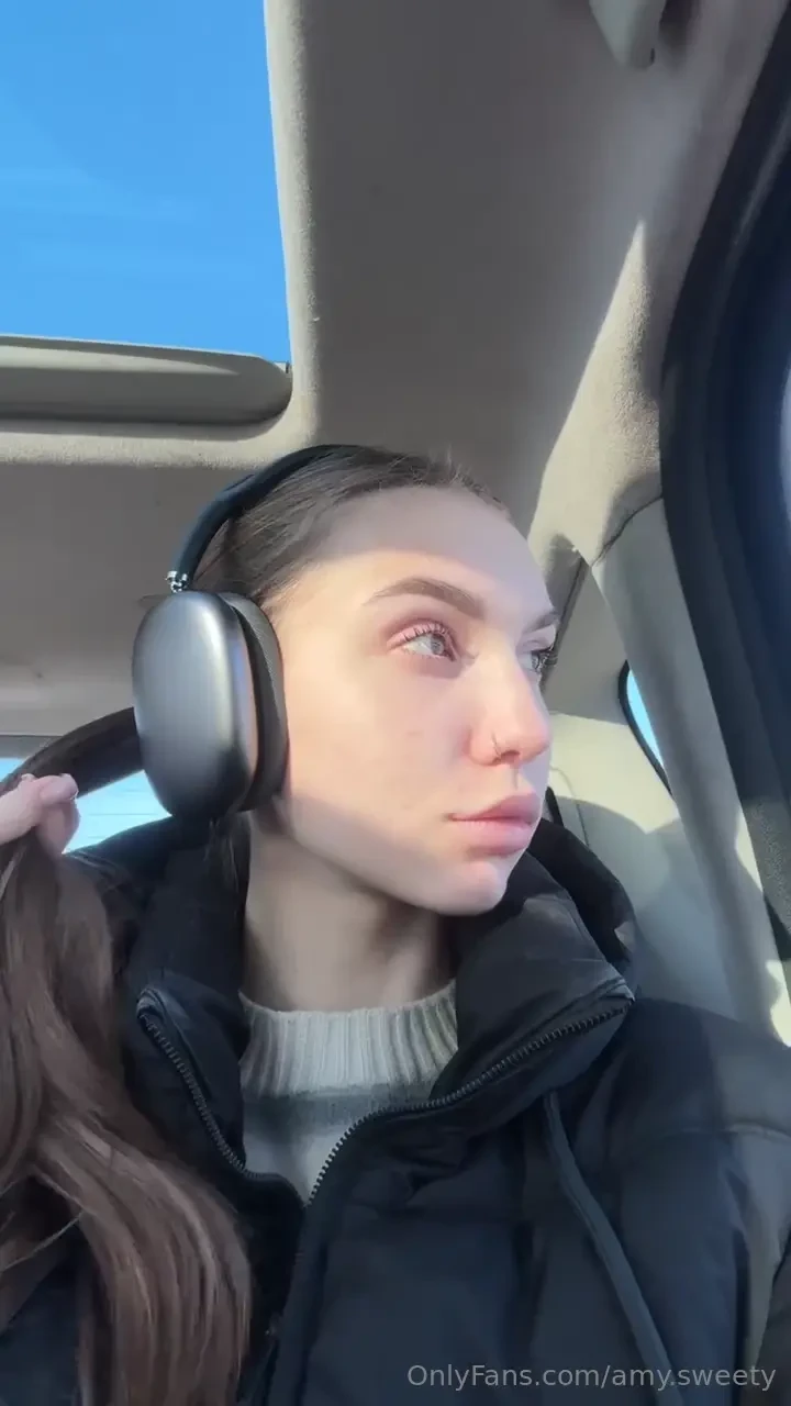 I had a little vacation and now it s back to university and concerts 