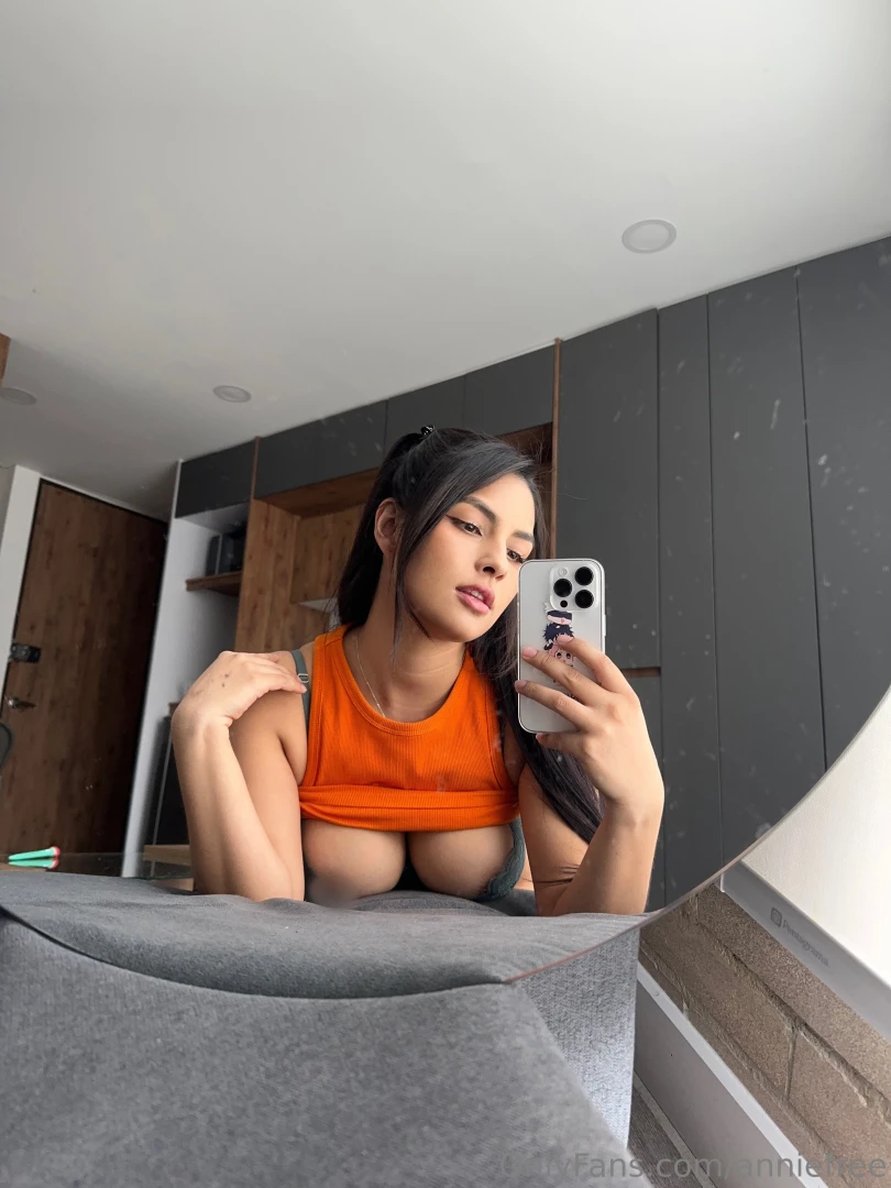 Tell me something sweet or something spicy 