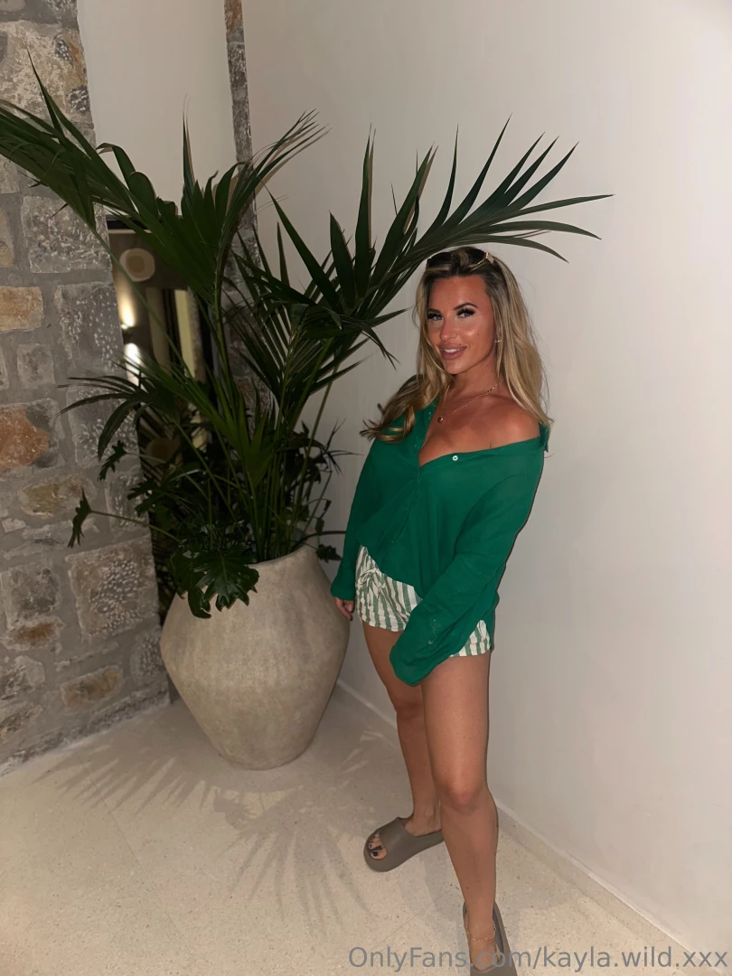 You into blondes baby 