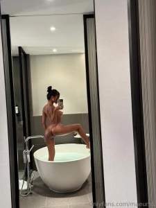 In need to have my guts rearranged dm me now babe