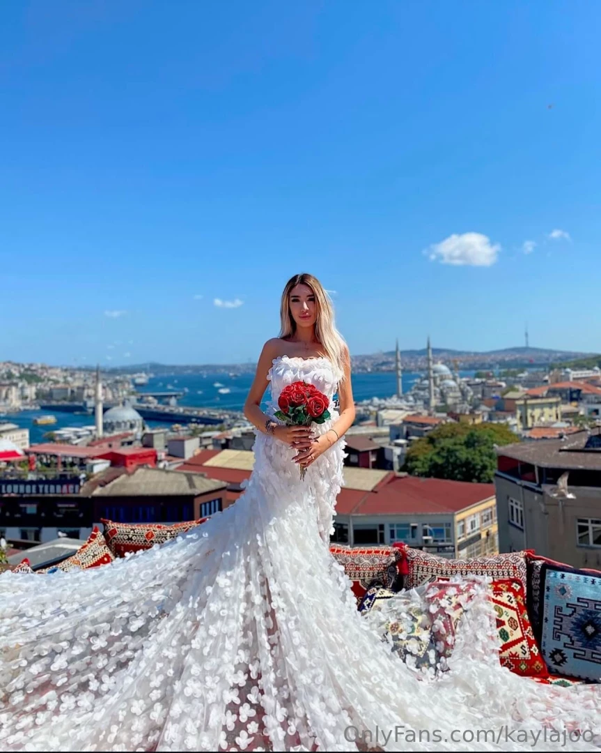 Photo shoot you liike my dress 