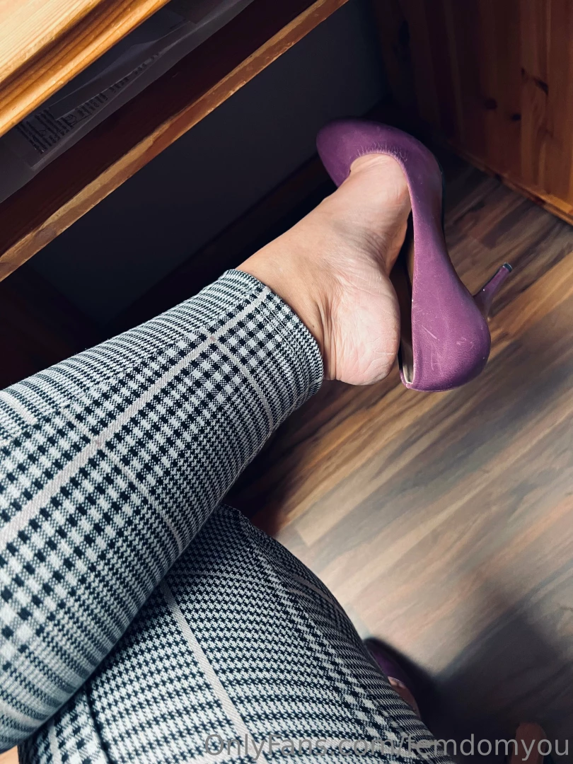 High heels high standards do you want to work under me honey bunny if 