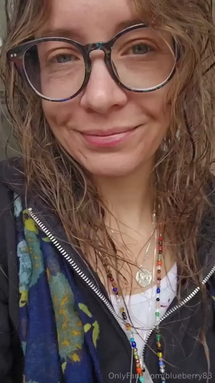 I ll post my outfit later 